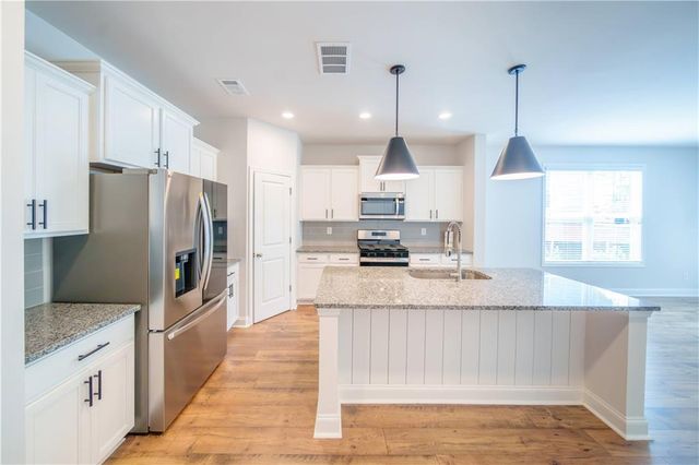 5120 Hillington Way, Sugar Hill, GA 30518