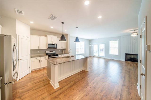 5120 Hillington Way, Sugar Hill, GA 30518