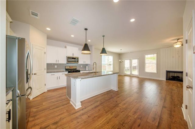 5120 Hillington Way, Sugar Hill, GA 30518