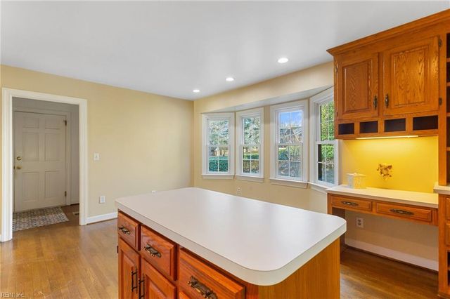 54 Settlers RD, Newport News, VA 23606