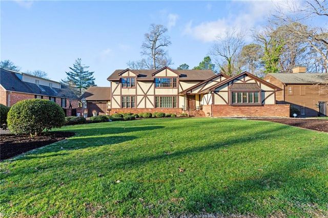 54 Settlers RD, Newport News, VA 23606