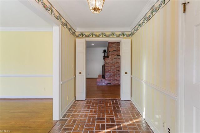 54 Settlers RD, Newport News, VA 23606