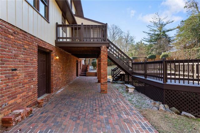 54 Settlers RD, Newport News, VA 23606