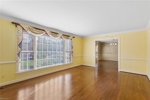 54 Settlers RD, Newport News, VA 23606