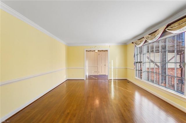 54 Settlers RD, Newport News, VA 23606