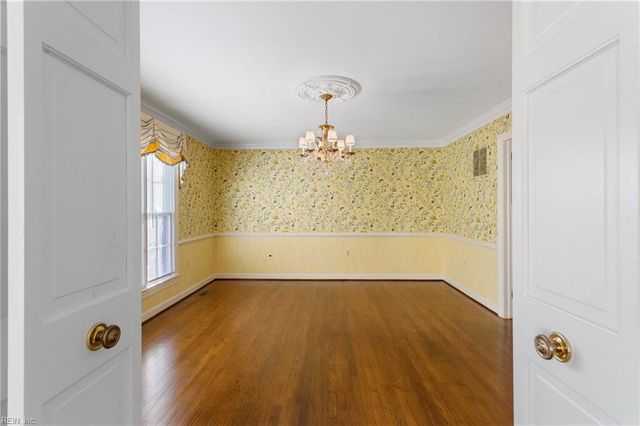 54 Settlers RD, Newport News, VA 23606