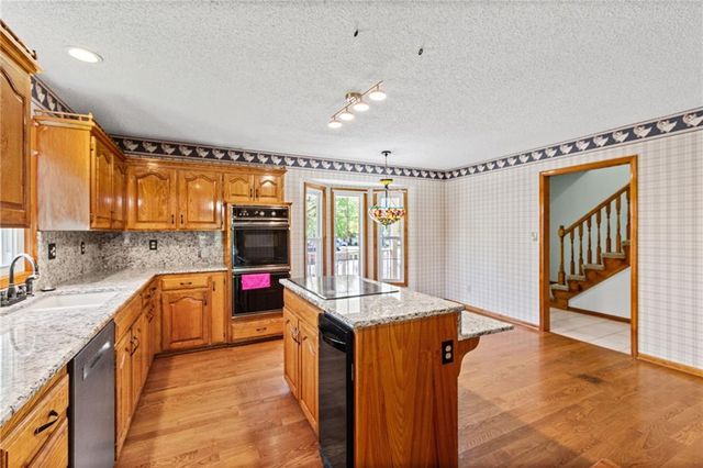 715 Lark Street, Raymore, MO 64083
