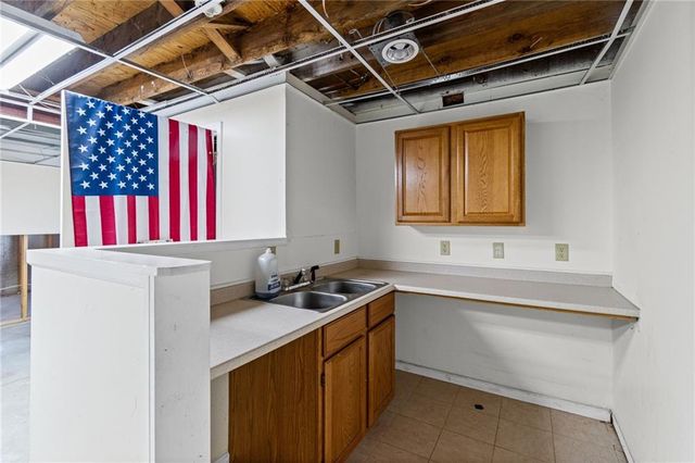 715 Lark Street, Raymore, MO 64083