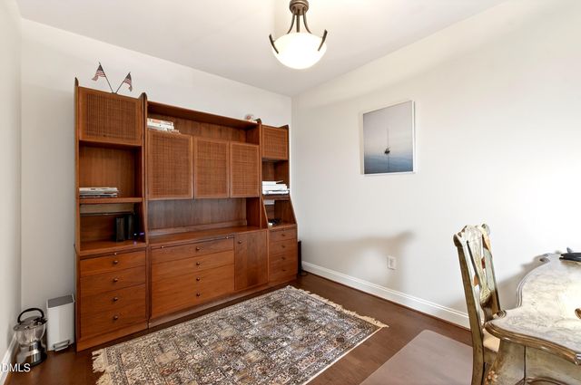 3920 Essex Garden Lane 304, Raleigh, NC 27612