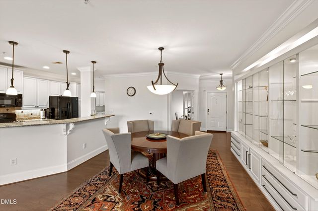 3920 Essex Garden Lane 304, Raleigh, NC 27612