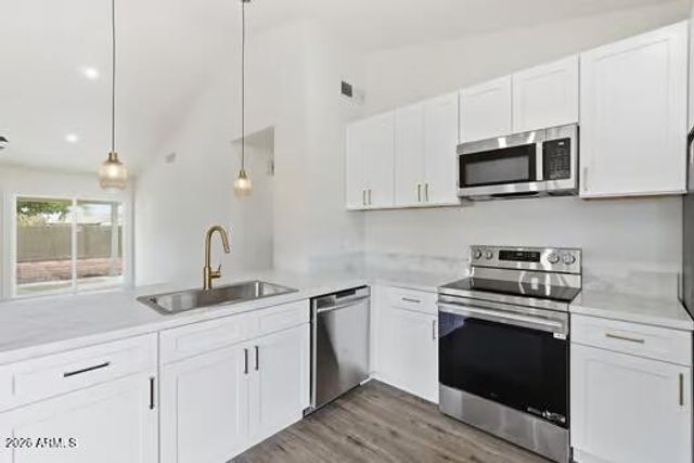 6121 W Maui Lane, Glendale, AZ 85306