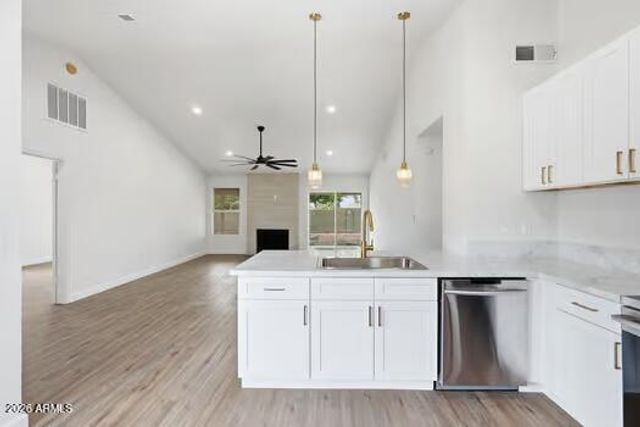 6121 W Maui Lane, Glendale, AZ 85306
