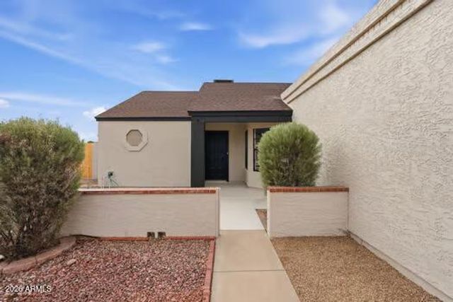 6121 W Maui Lane, Glendale, AZ 85306