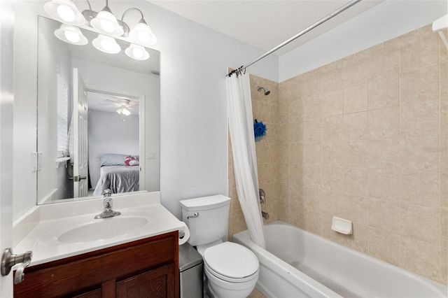 4444 NW 82ND ROAD, Gainesville, FL 32653