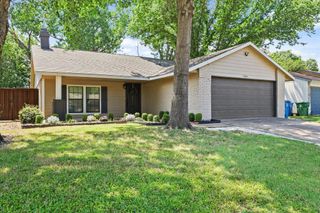 5409 Kings Manor Drive, Lake Dallas, TX 75065