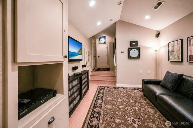 108 E 35th Street, Vancouver, WA 98663