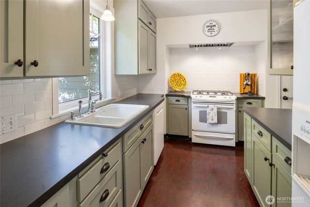108 E 35th Street, Vancouver, WA 98663