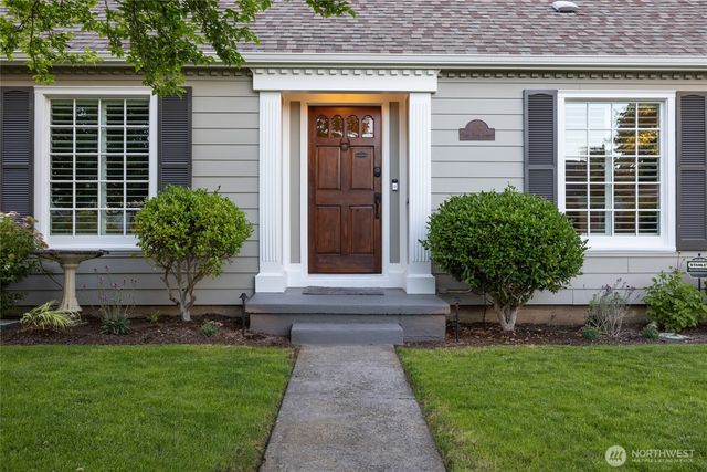 108 E 35th Street, Vancouver, WA 98663