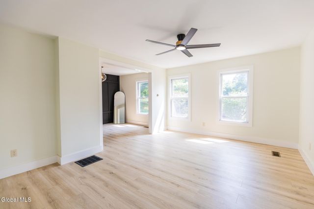 45 Fairview St Extension, South Glens Falls, NY 12803