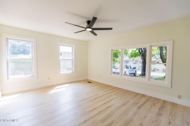 45 Fairview St Extension, South Glens Falls, NY 12803