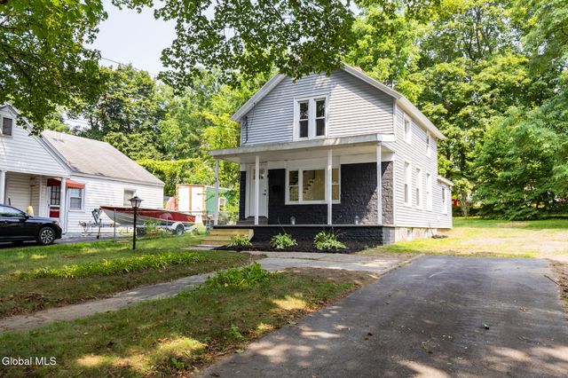 45 Fairview St Extension, South Glens Falls, NY 12803