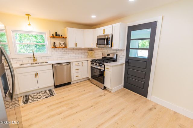 45 Fairview St Extension, South Glens Falls, NY 12803