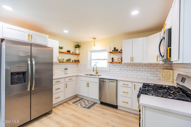 45 Fairview St Extension, South Glens Falls, NY 12803