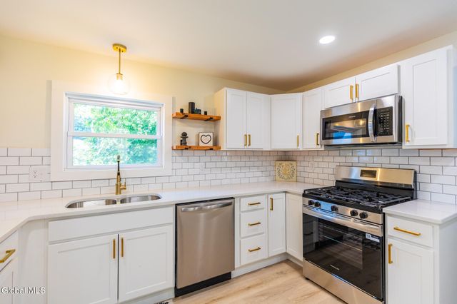 45 Fairview St Extension, South Glens Falls, NY 12803