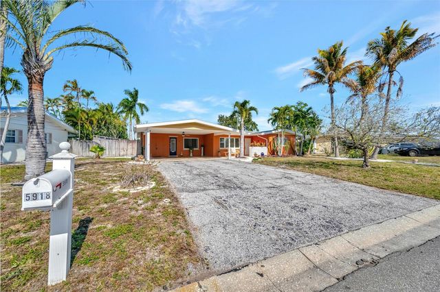 5918 8TH AVENUE DRIVE W, Bradenton, FL 34209