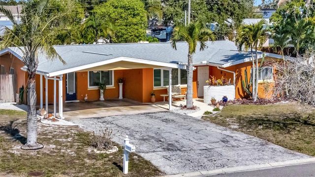 5918 8TH AVENUE DRIVE W, Bradenton, FL 34209
