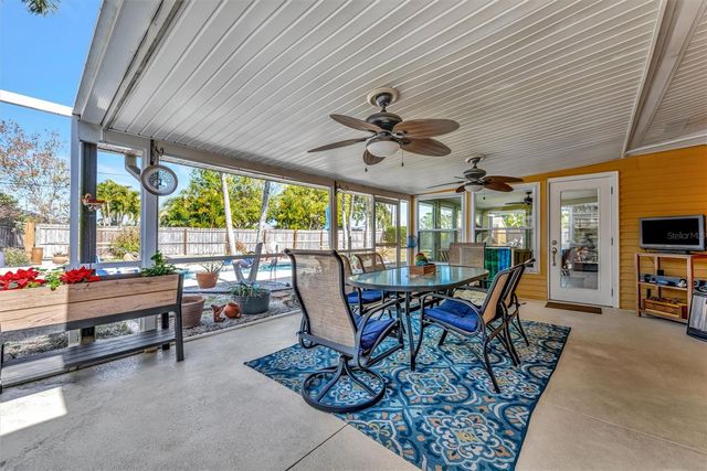 5918 8TH AVENUE DRIVE W, Bradenton, FL 34209