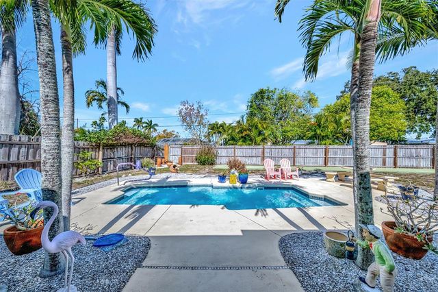 5918 8TH AVENUE DRIVE W, Bradenton, FL 34209