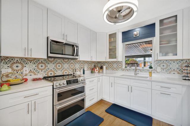 5918 8TH AVENUE DRIVE W, Bradenton, FL 34209