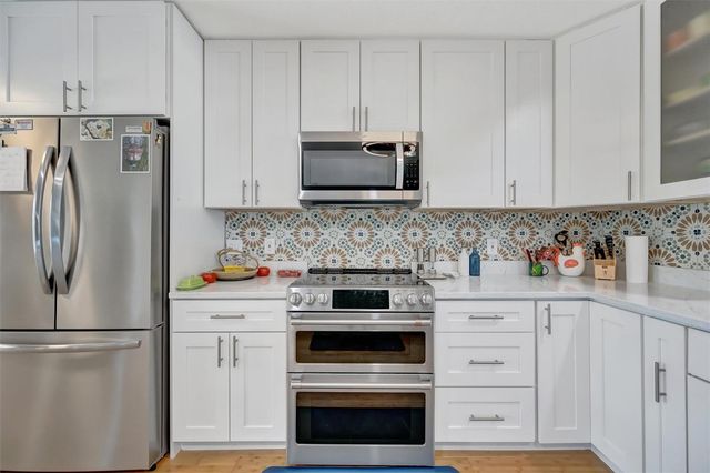 5918 8TH AVENUE DRIVE W, Bradenton, FL 34209