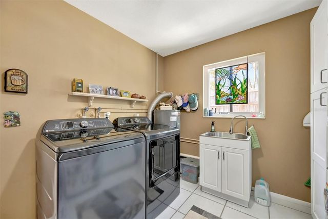 5918 8TH AVENUE DRIVE W, Bradenton, FL 34209