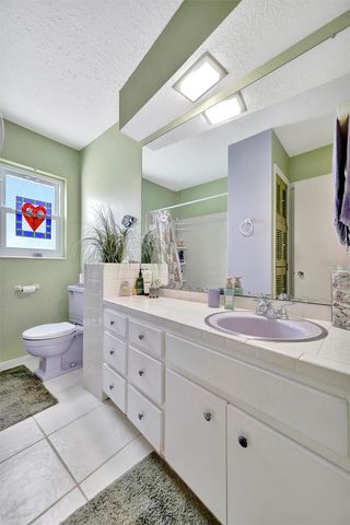 5918 8TH AVENUE DRIVE W, Bradenton, FL 34209