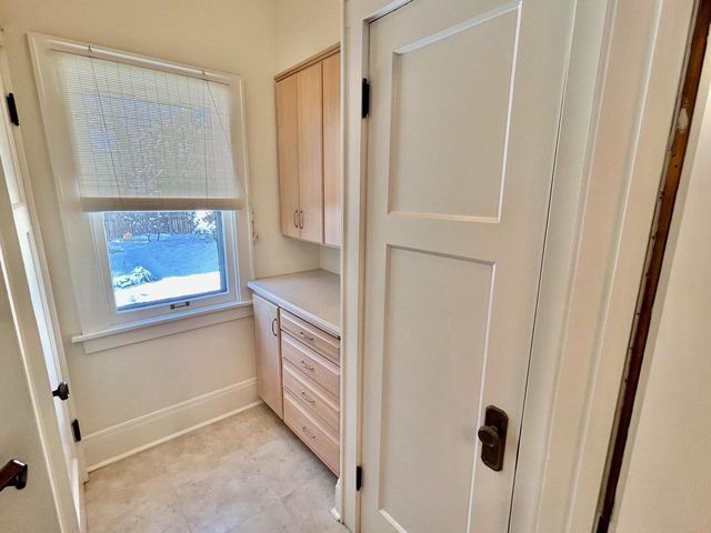 4313 N Morris BOULEVARD, Shorewood, WI 53211