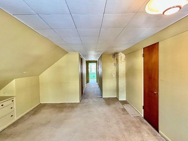 4313 N Morris BOULEVARD, Shorewood, WI 53211