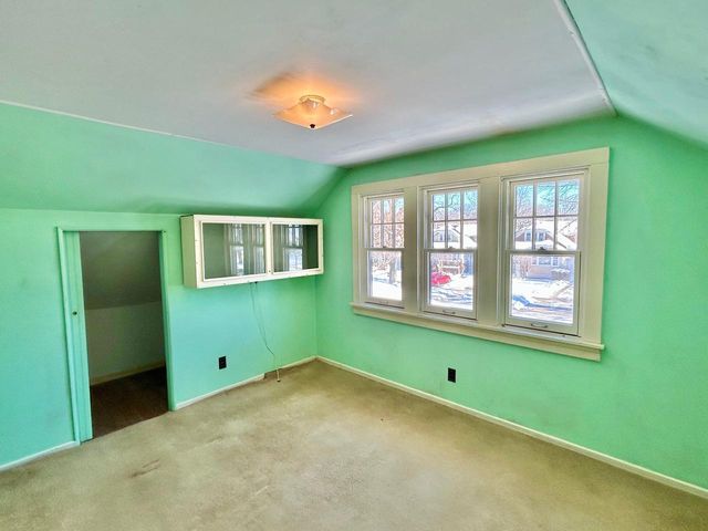 4313 N Morris BOULEVARD, Shorewood, WI 53211