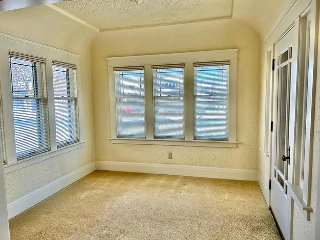 4313 N Morris BOULEVARD, Shorewood, WI 53211