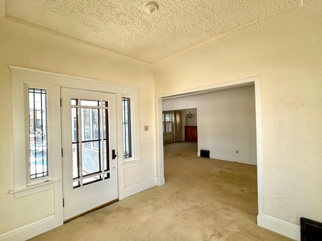 4313 N Morris BOULEVARD, Shorewood, WI 53211