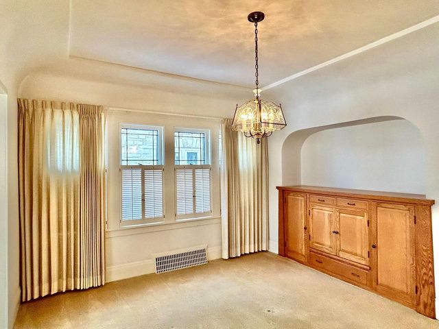 4313 N Morris BOULEVARD, Shorewood, WI 53211