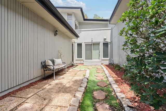 1923 LAKE ALDEN DRIVE A, Apopka, FL 32712