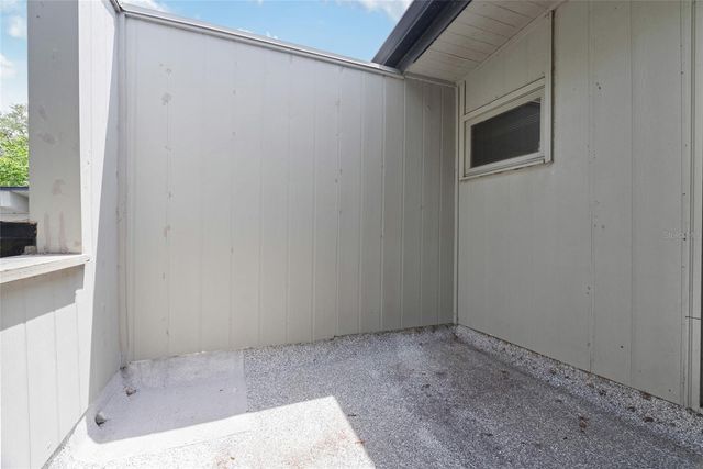 1923 LAKE ALDEN DRIVE A, Apopka, FL 32712