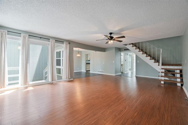 1923 LAKE ALDEN DRIVE A, Apopka, FL 32712