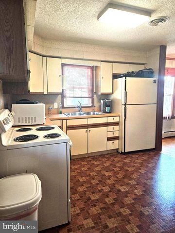 513 W SPRUCE ST, Seaford, DE 19973