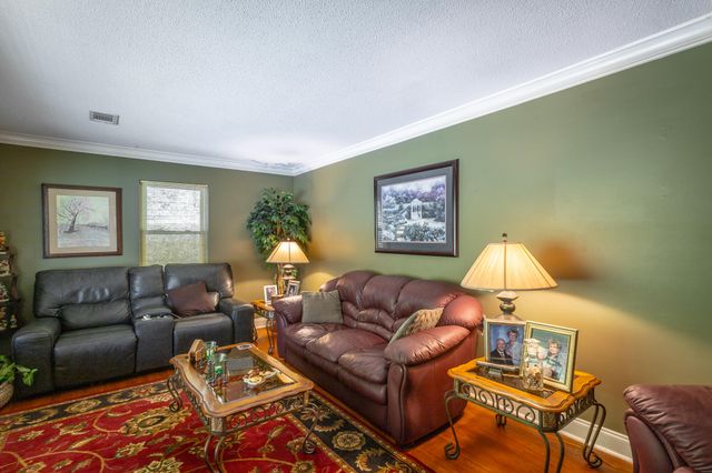 2316 Meadowbrook Trail, Chattanooga, TN 37421