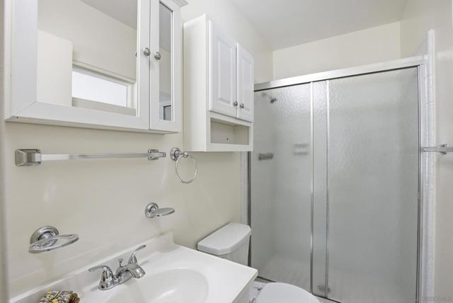 8470 Tommy Dr, San Diego, CA 92119