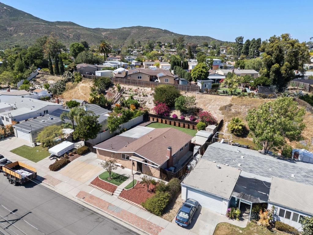 8470 Tommy Dr, San Diego, CA 92119