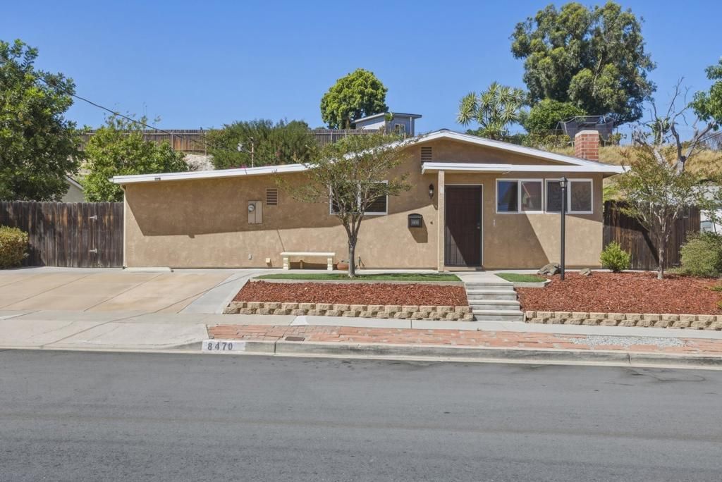 Image 2 of property listing at 8470 Tommy Dr, San Diego, CA 92119